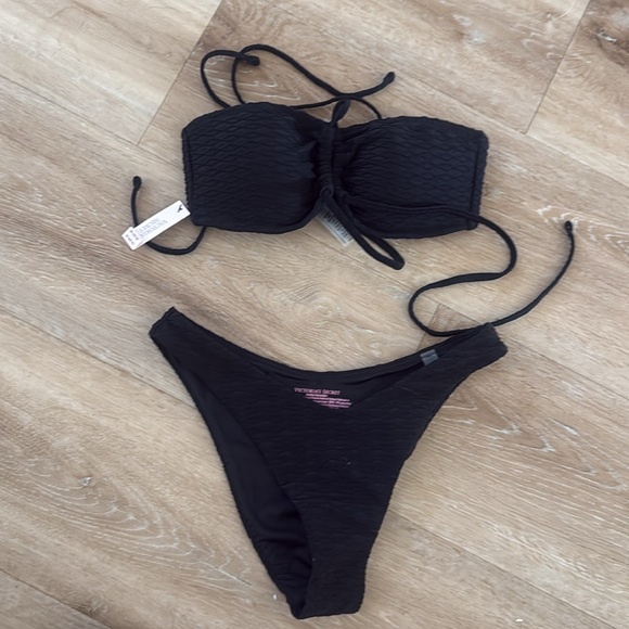 Victoria’s Secret swim set - Picture 2 of 3